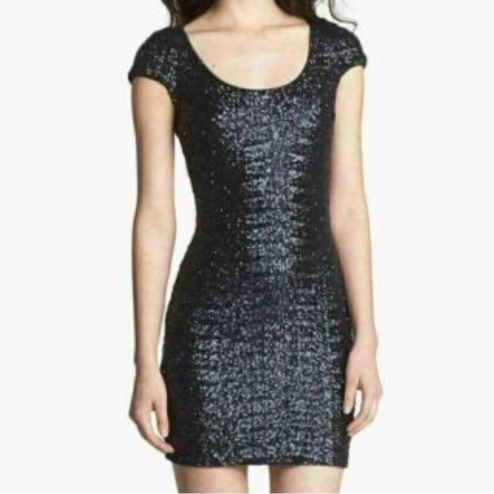Dress the Population, Large Gabriella Cap Sleeve Sequin Mini Dress